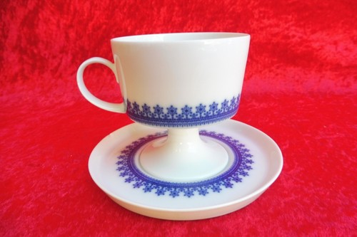 Schönes tasse mit untertasse - tasse,